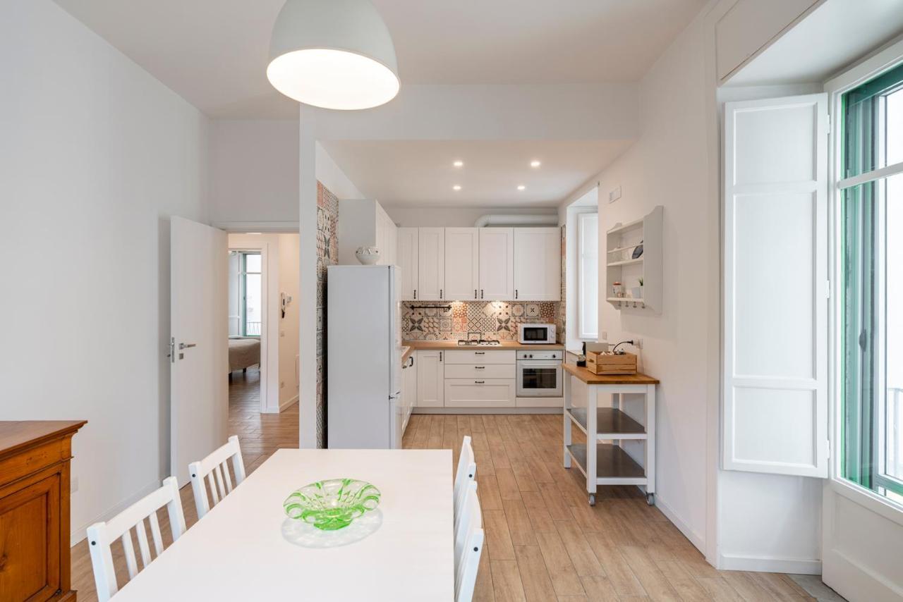 Starhost - Casa Guglielmo Apartment ซาแลร์โน ภายนอก รูปภาพ