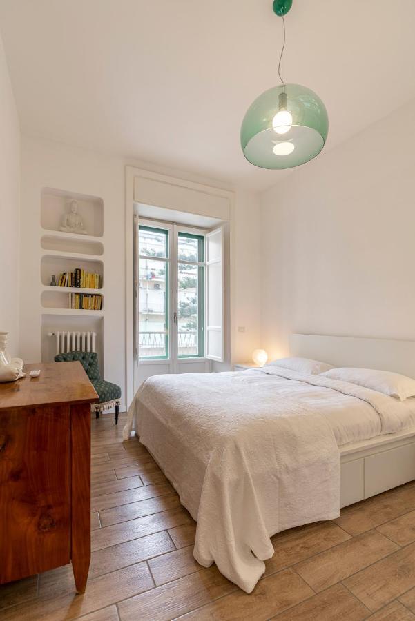 Starhost - Casa Guglielmo Apartment ซาแลร์โน ภายนอก รูปภาพ