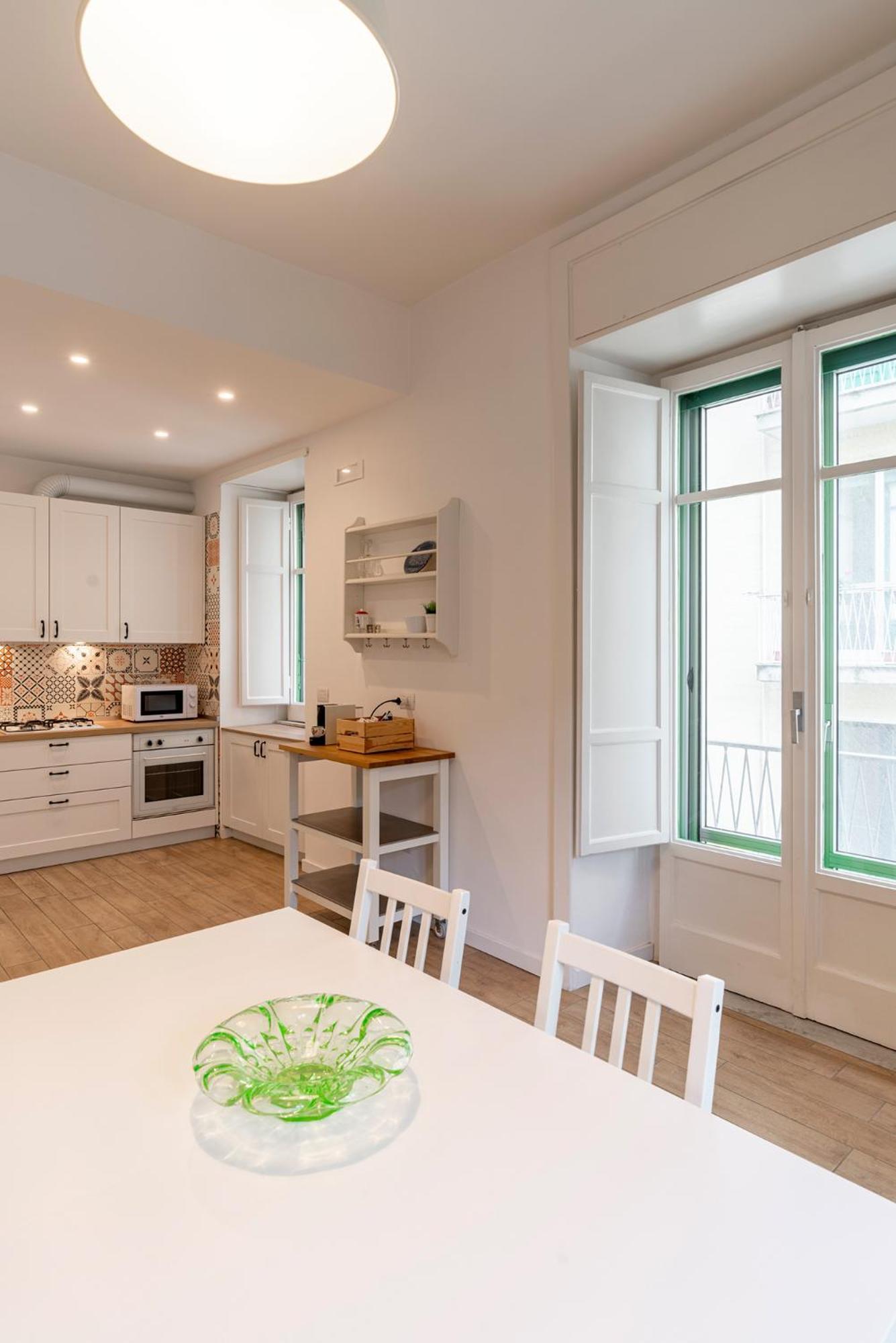 Starhost - Casa Guglielmo Apartment ซาแลร์โน ภายนอก รูปภาพ